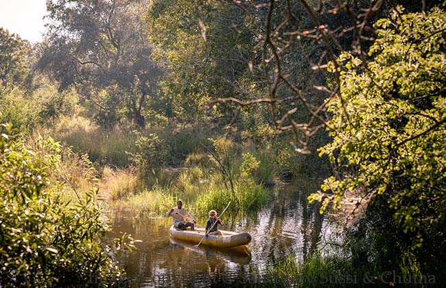 Canoe Safari in Zambia